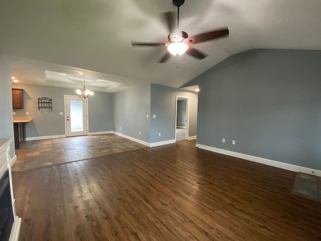 Building Photo - Your Dream Rental Awaits in Osage Hills – Pet Friendly!