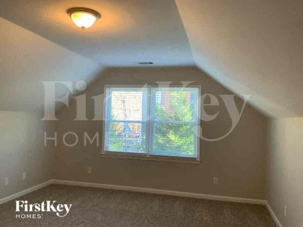 Building Photo - 1520 Maplewood Ct