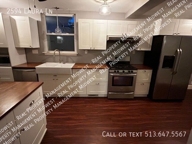 Building Photo - 2594 Laura Ln