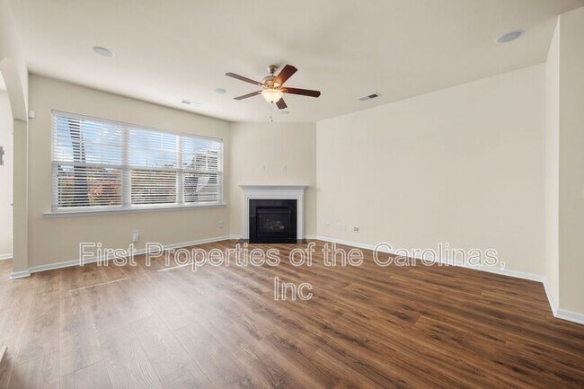 Building Photo - 6012 Thorburn Way