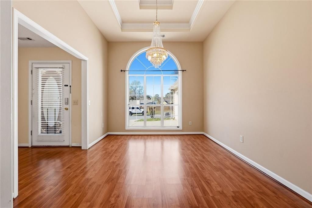 Building Photo - 2600 Avalon Pl