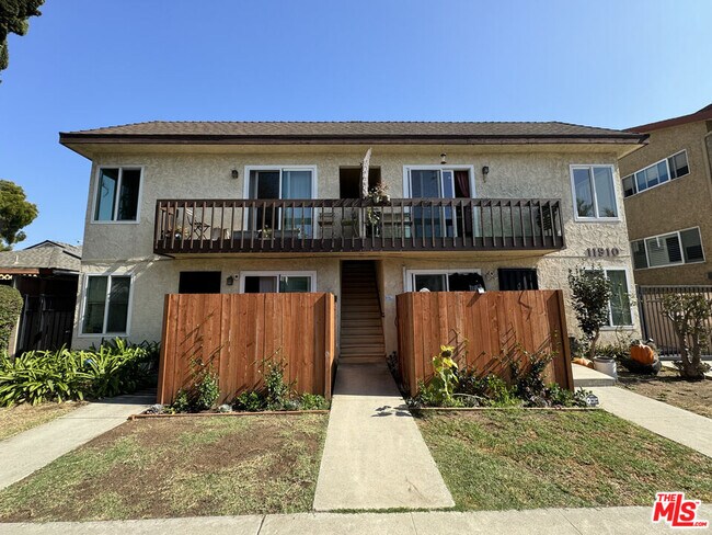 Primary Photo - 11910 Avon Way
