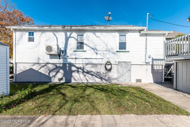 Building Photo - 112 Ocean Gate Ave