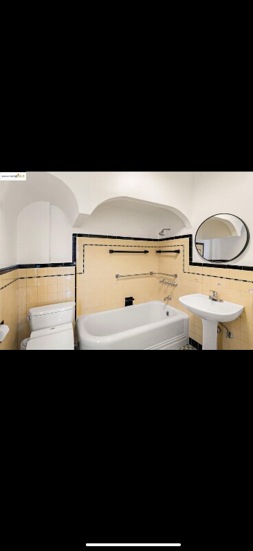 Building Photo - 1412 Peralta Ave