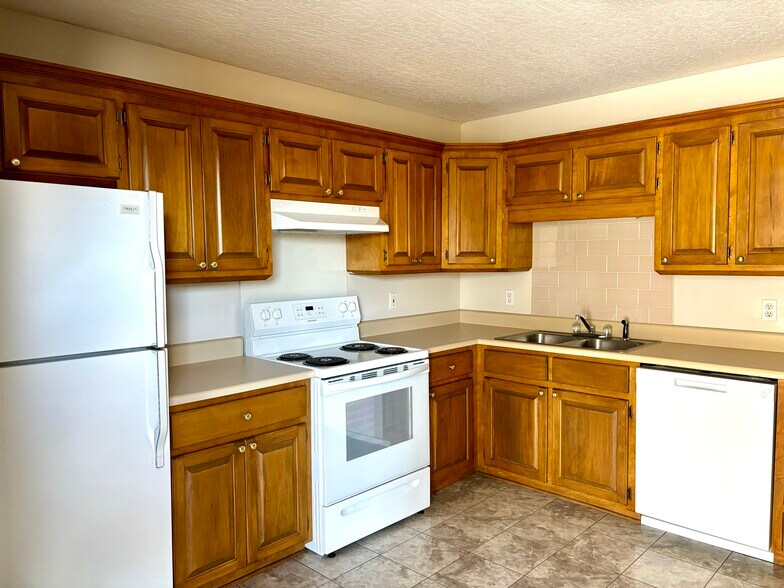 Building Photo - 109 Brookland Dr