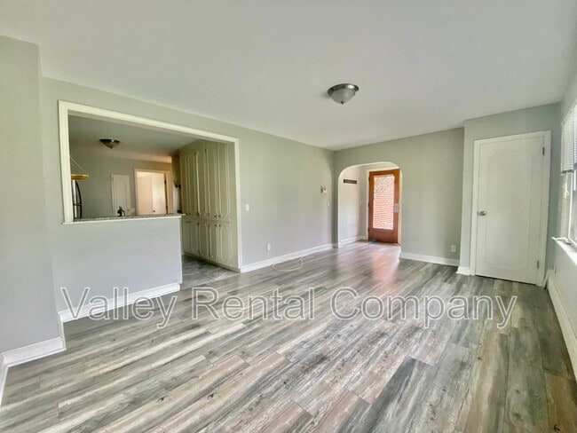 Building Photo - 72 Lyman St