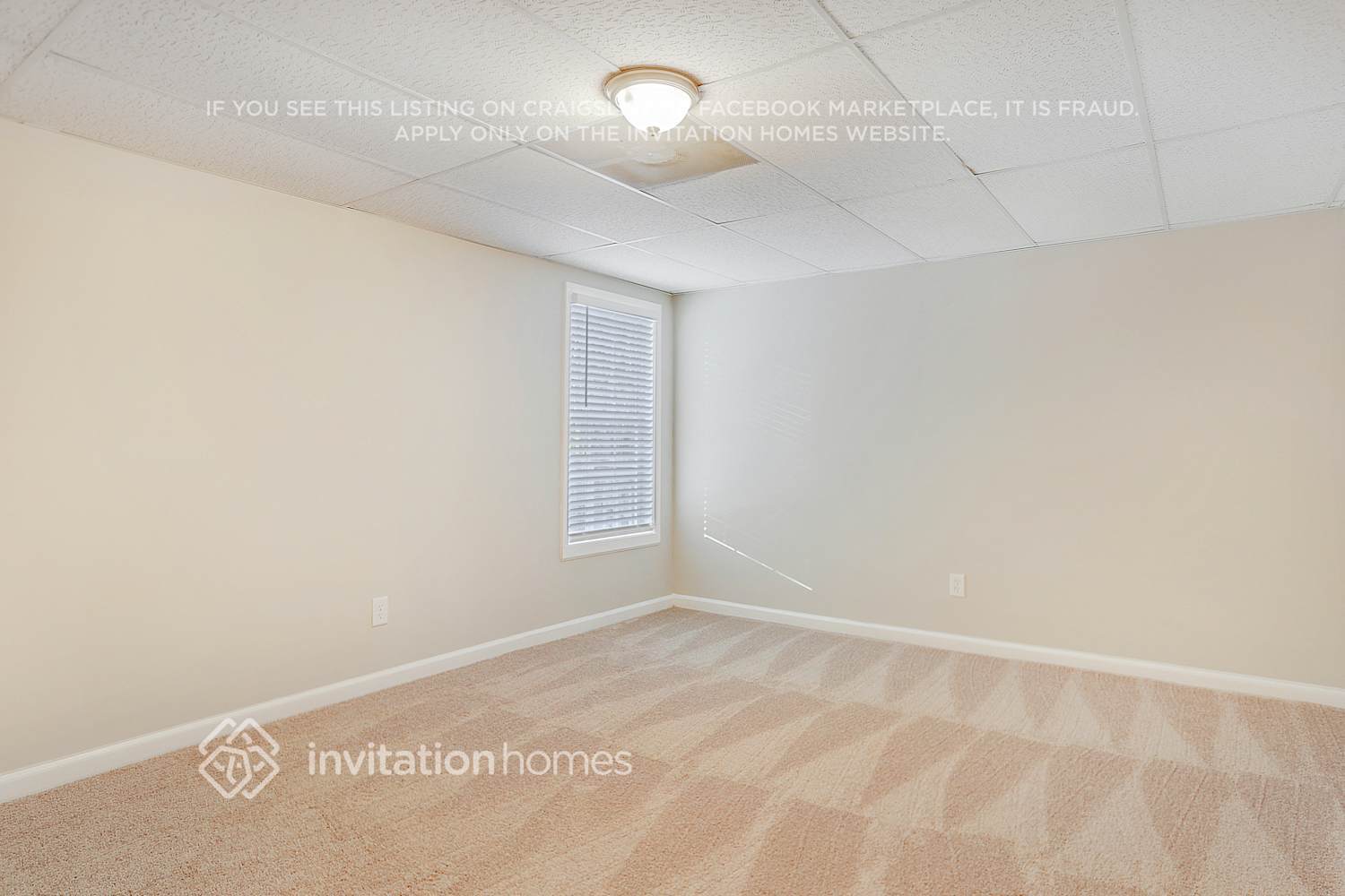 Building Photo - 1520 Jade Cove Dr