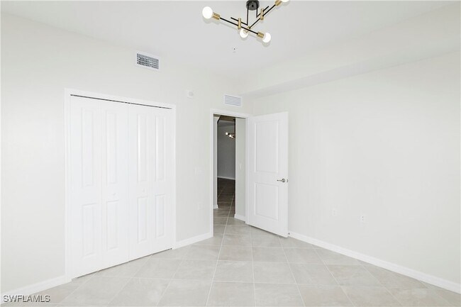 Building Photo - 5583 Double Eagle Cir