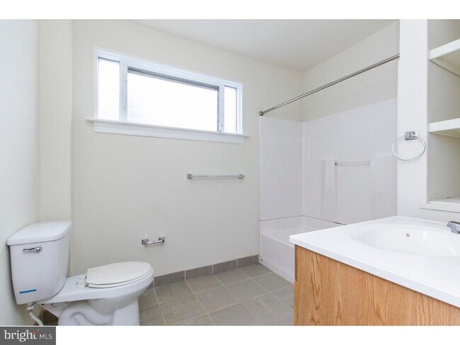 Building Photo - 4415 Manayunk Ave