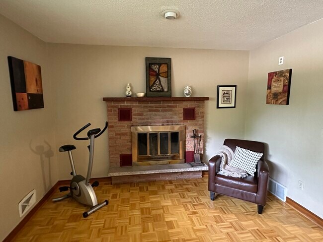 Building Photo - 1973 Tatum St