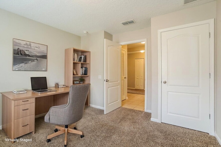 Building Photo - 3251 Canyon Falls Dr