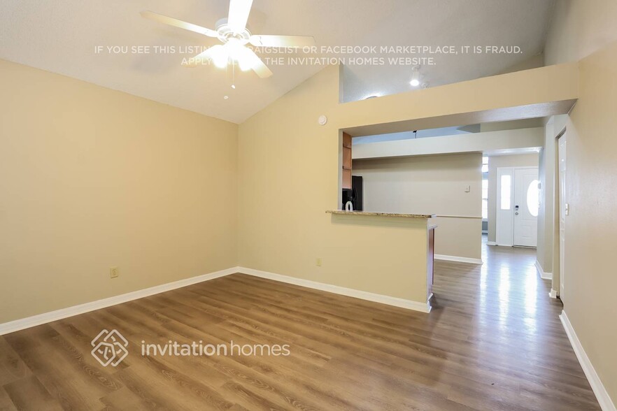Building Photo - 12838 Coverdale Dr
