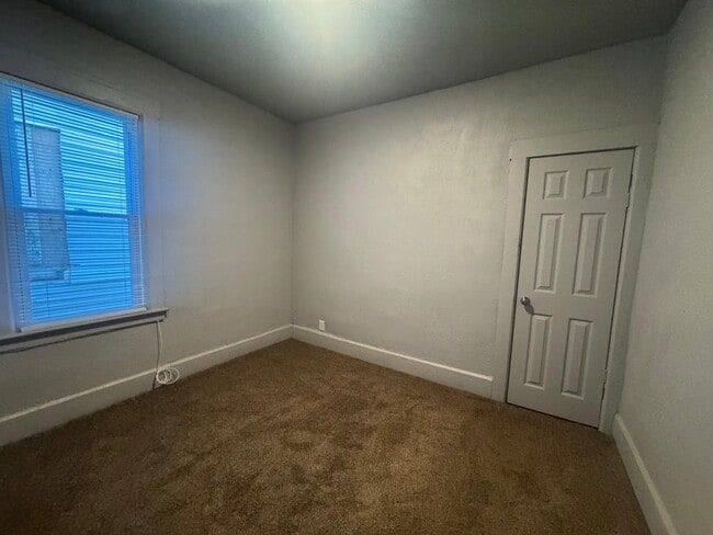 Building Photo - 4774 Belvidere St