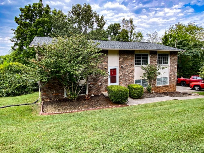 Building Photo - 328 Peterson Rd
