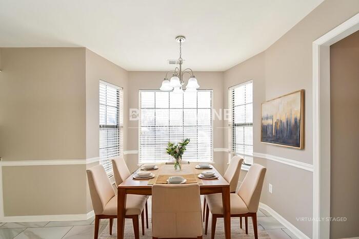 Building Photo - 7215 Grapevine Cove