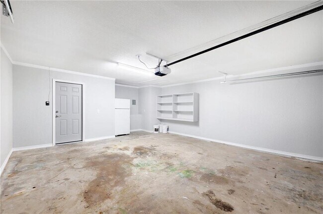 Building Photo - 11603 Gunsmoke Cir