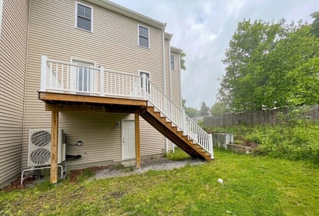 Building Photo - 57 Castine St