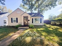 Building Photo - 3 Bedroom, 2 Bathroom home close to Gage Park