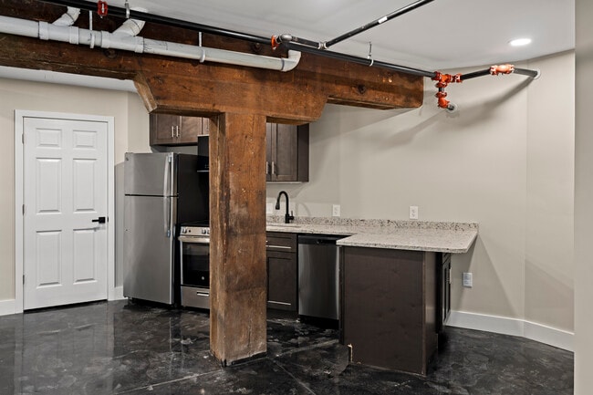 Building Photo - Prince Street Lofts