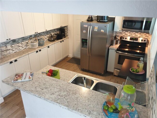 Building Photo - 2205 59th St S
