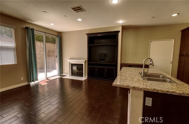 Building Photo - 6400 Marbella Ln