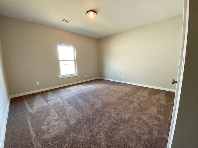 Building Photo - Home for Rent in Tuscaloosa, AL.... Coming Soon!!