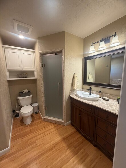 Building Photo - 7516 Lamount Dr