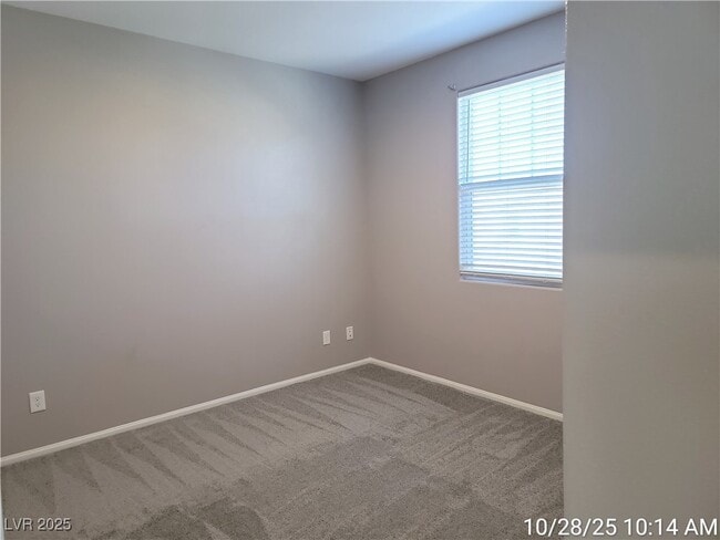 Building Photo - 1297 Raritan Pl