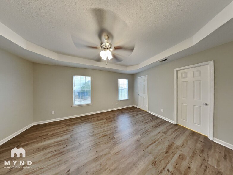 Building Photo - 169 Park Pl Ln