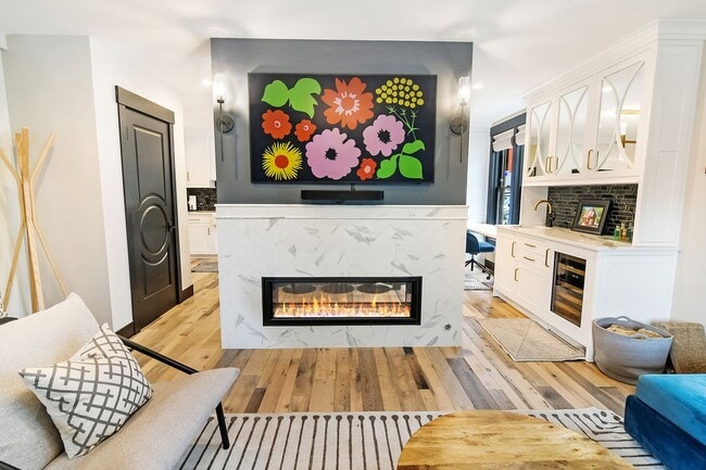 Building Photo - Summer in Downtown, historic Breckenridge! Luxury Home, Walk to Everything!