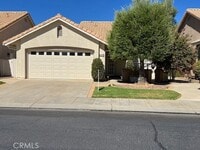 Building Photo - 1303 Fairway Oaks Ave