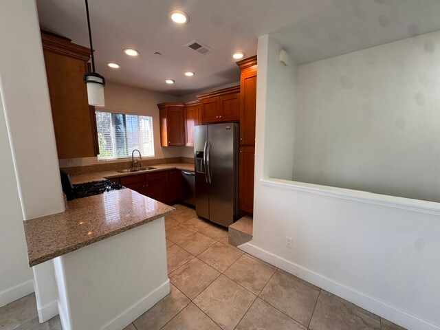Building Photo - 5648 Lauretta St