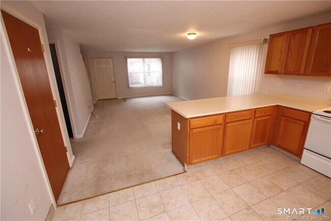 Building Photo - 2 Mulberry Ln