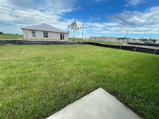 Building Photo - 1543 Jessica Blvd