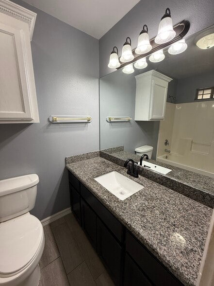 Unit C: Master Bathroom - 302 W Amy Dr