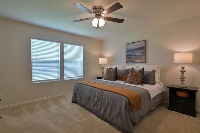 Building Photo - 1205 Waggoner Dr