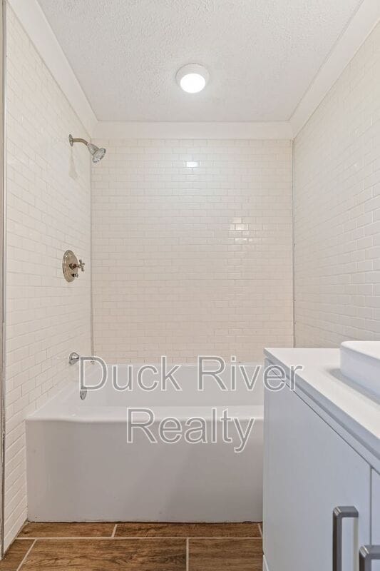 Building Photo - 210 Westover Dr