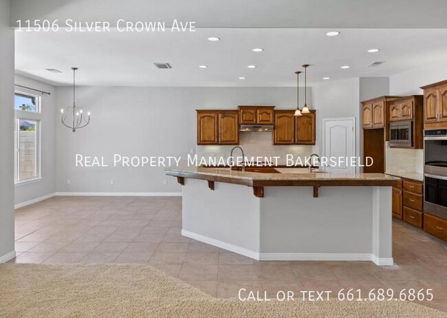 Building Photo - 11506 Silver Crown Ave