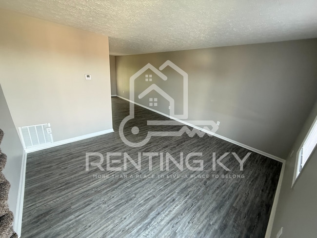 Building Photo - 1645 Foxhaven Dr