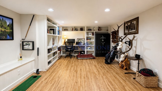 Building Photo - Stunning Home In Desired Boise Location!