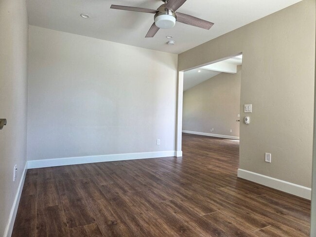 Building Photo - Stunning Coastal Retreat in Oceanside with...