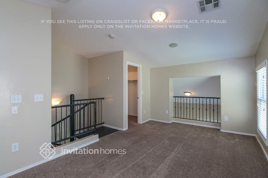 Building Photo - 5727 S 21st Terrace