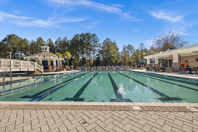 Building Photo - 119 Holloway Hl