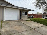 Building Photo - 5310-5312 Wallaby Way