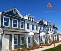 Building Photo - Beautiful Modern 2-Bedroom Townhome - APRIL MOVE IN