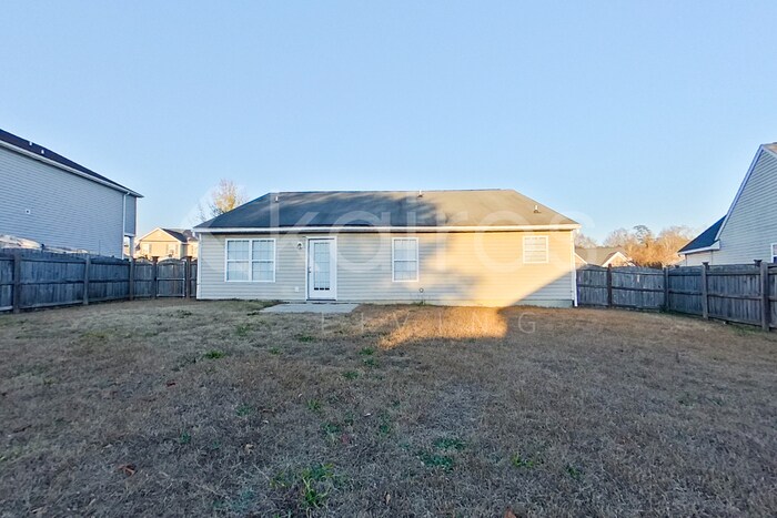 Building Photo - 261 Alexander Pointe Dr