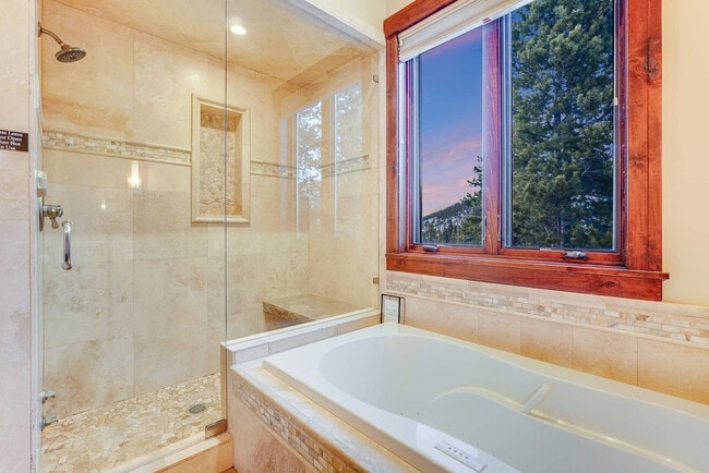 Building Photo - 108 Campion Trail