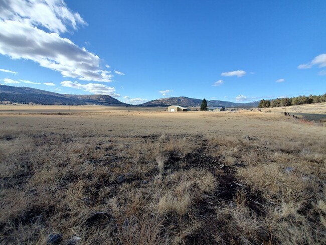 Building Photo - 3 Bedroom 2 Bath House with 7 Acres Horse Property