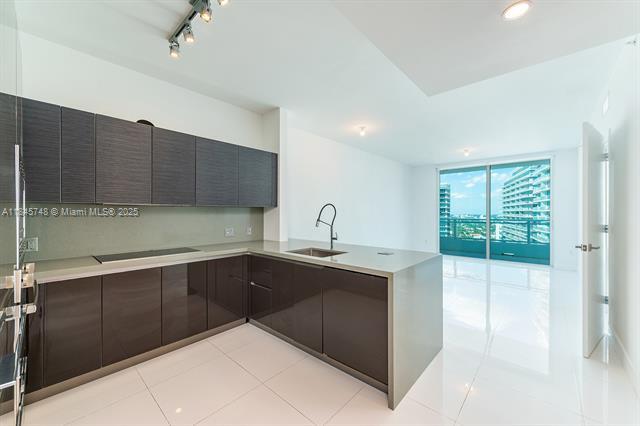 Building Photo - 1080 Brickell Ave