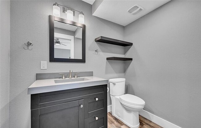 Building Photo - 3BD, 3BA Home Near Central Park with Bonus Casita